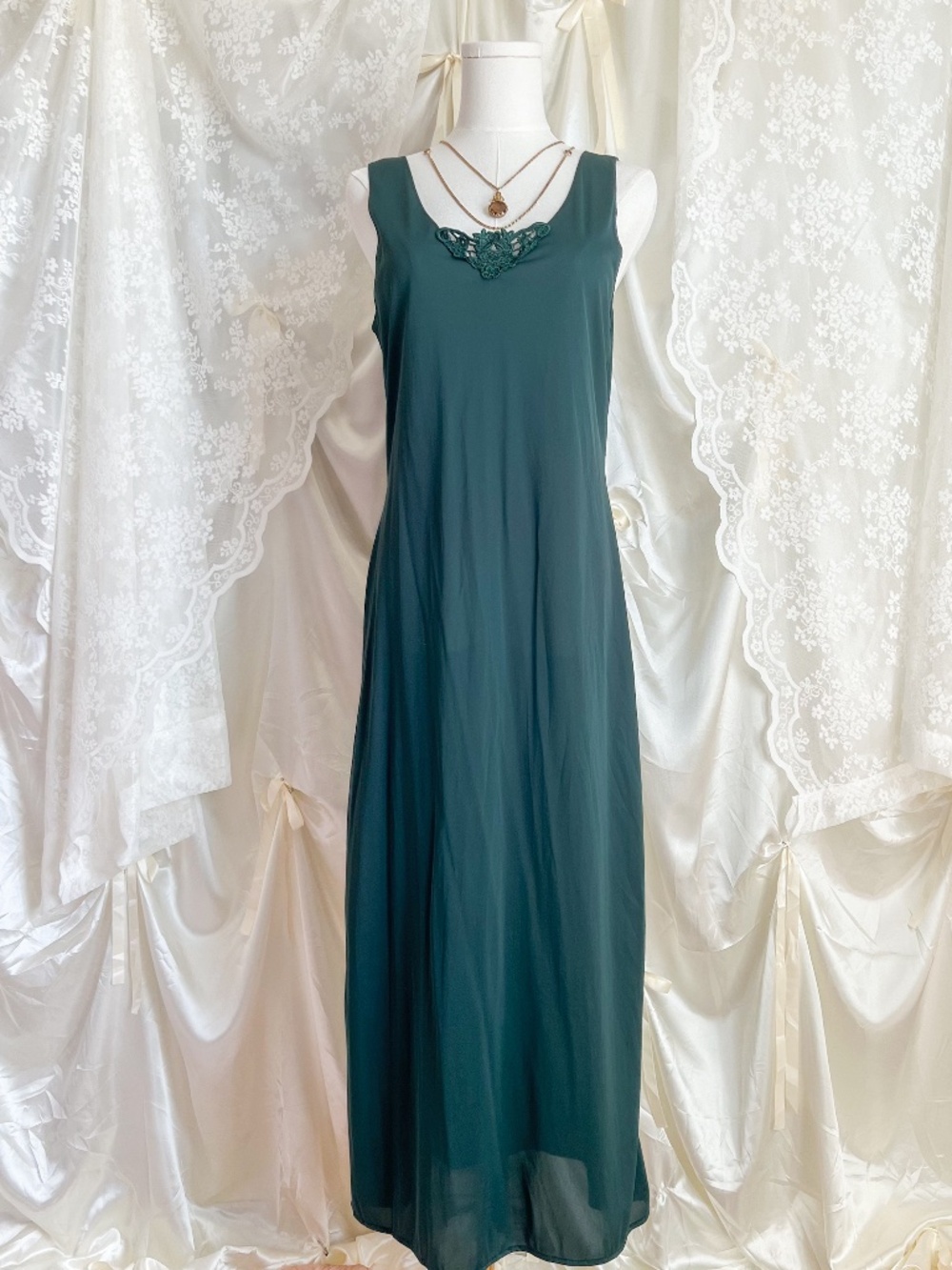 Vintage Emerald Green Lace Trim Maxi Dress – Minimalist Fairycore Slip Dress